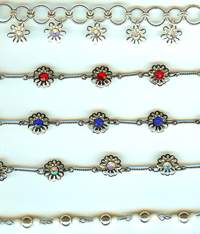 Teen necklaces, flower necklaces